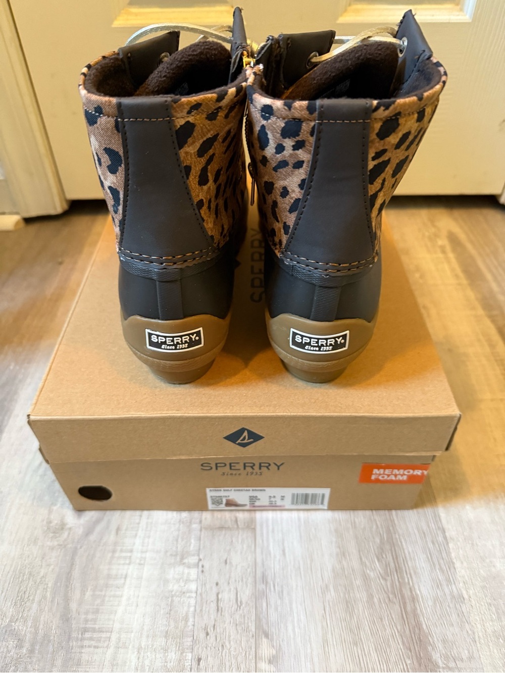 Sperry Leopard Print Duck Boots - Black & Brown New - Picture 2 of 4